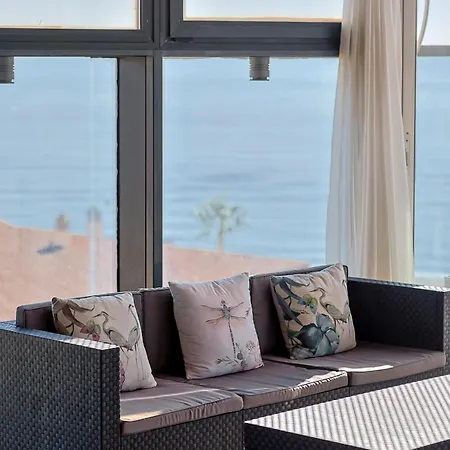 Moon Dreams Calabahia Hotel