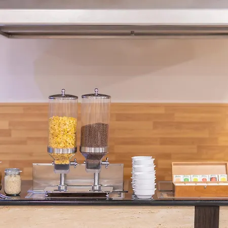 Moon Dreams Calabahia Hotel 4*